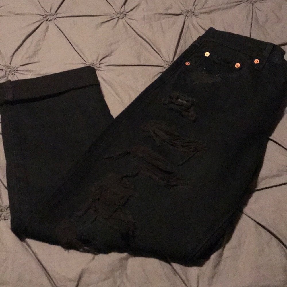 Distressed boyfriend Levi’s 501